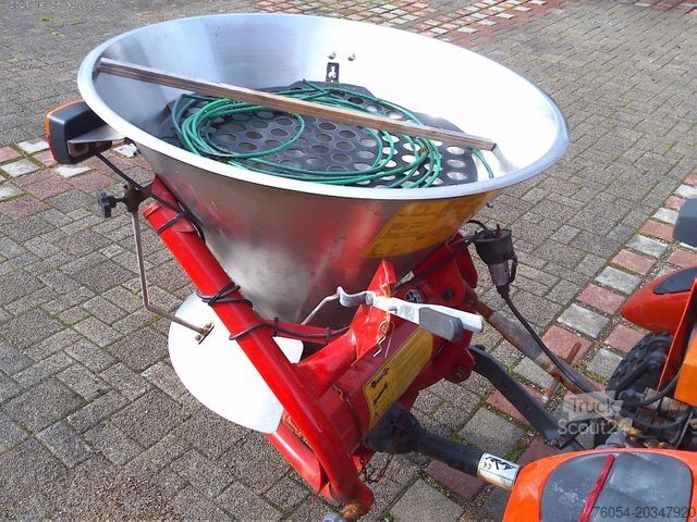 Landbouwmachine KUBOTA L7 Winterdienst / L4240H-U