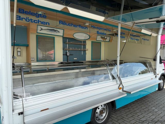 Bestelwagen RENAULT Borco Höhns Fischmobil