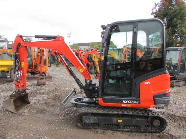 Miniexcavadora KUBOTA KX 027-4 HI Minibagger 31.000 EUR