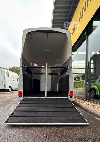 Paardentransportaanhanger HUMBAUR Xanthos Aero 2 Pferdeanhänger 2,4t Vollalu