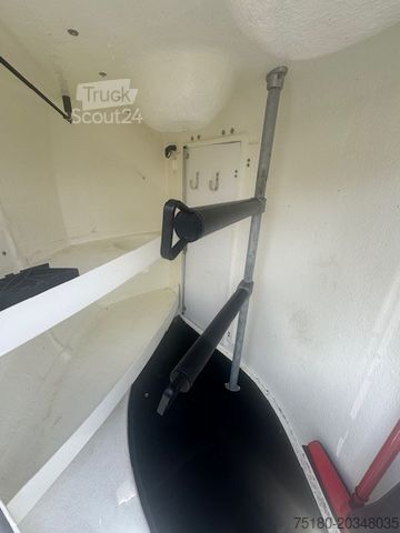 Paardentransportaanhanger BÖCKMANN Big Master 2-Pferdeanhänger Aluboden 2,4t.
