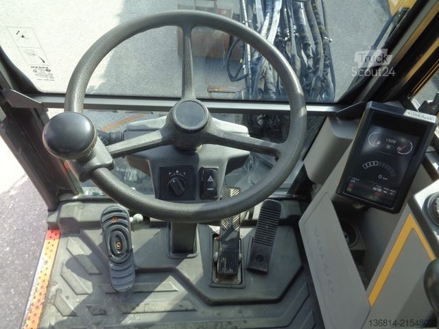 Koparka kołowa VOLVO EW60E Powertilt + Löffelpaket Klima