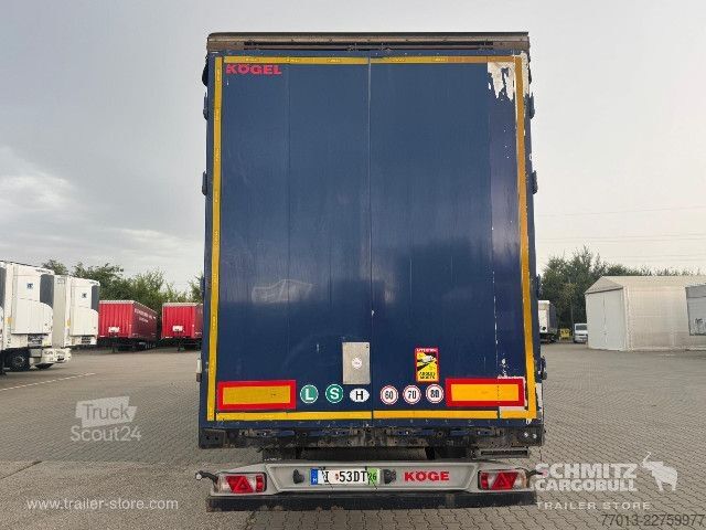 Semi-remorque bâchée Kögel Curtainsider Mega