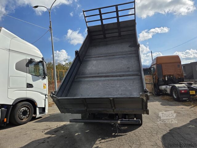 Camion benne Iveco EuroCargo 80E22