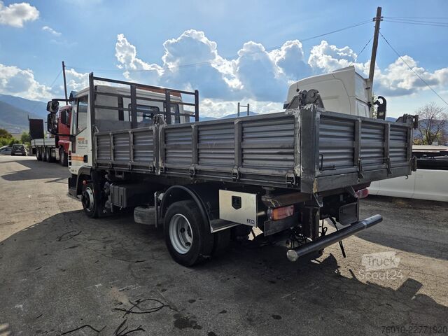 Camion benne Iveco EuroCargo 80E22