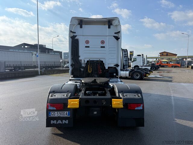 стандартний тягач MAN TGX 18.510
