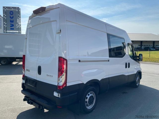 Panelinis furgonas IVECO Daily 35S16A8 CRV MY22