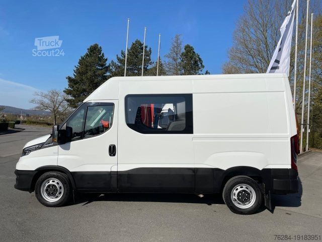 Panelinis furgonas IVECO Daily 35S16A8 CRV MY22