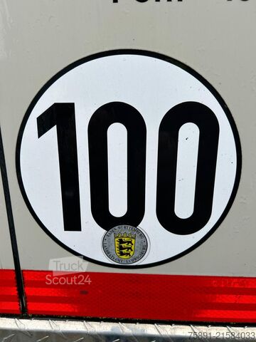 Camión para ganado Volvo FM Pferdetransporter 5 Pferde Popout Solar