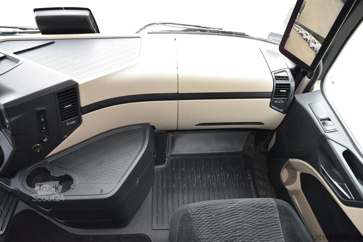 Standard tractor unit MERCEDES-BENZ Actros 5 1845 BigSpace