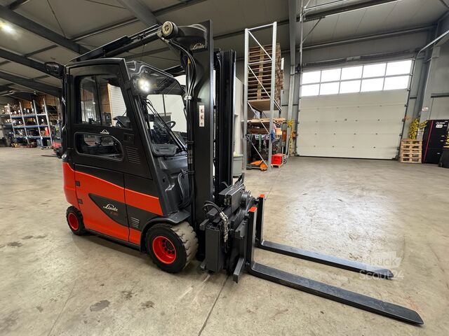 Priekinis krautuvas Linde E 30 H [ID: 176]