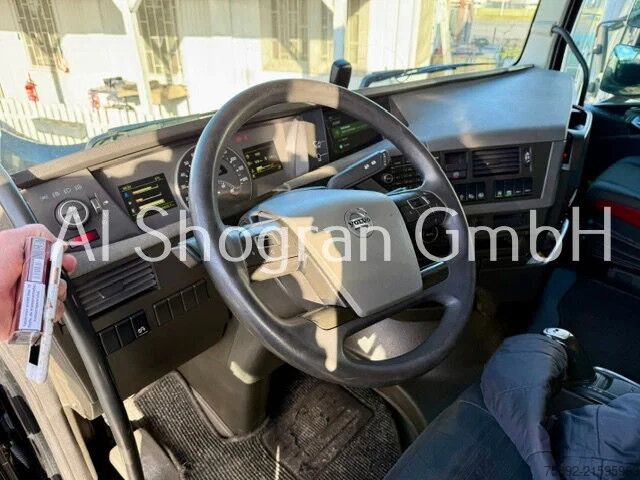 Standard-SZM Volvo FH 420 Globetrotter / Euro 6/ Diesel + LNG GAS