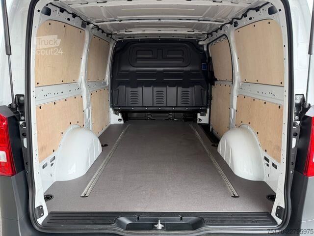 Korkeakattoinen farmari Mercedes-Benz Vito 116 CDI 9G Klima Kamera SHZ