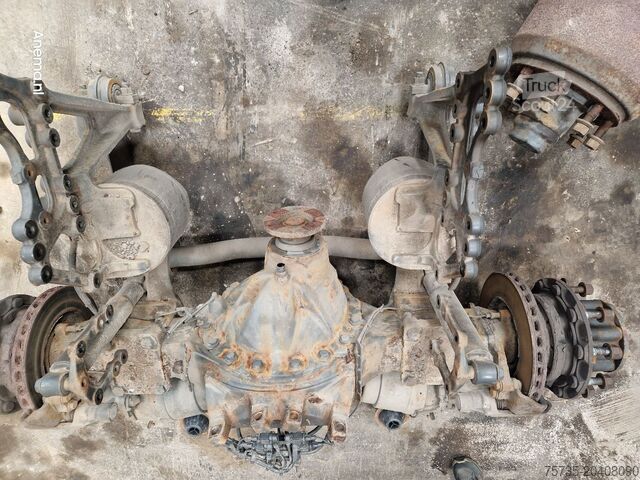 Zadnja osovina MERCEDES-BENZ 1835