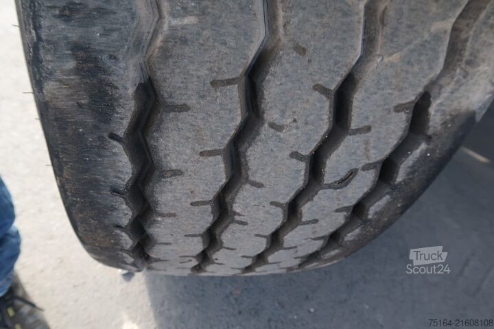 полуремарке самосвал SCHMITZ SKI 24 SL 7.2 Stahlrundmulde