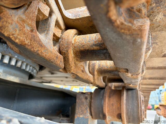 Goseniški bager Liebherr R945