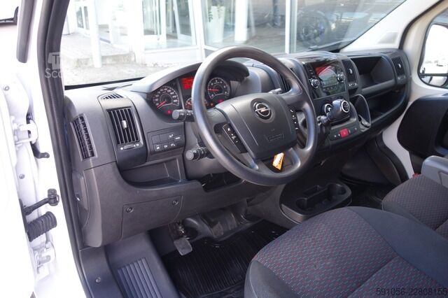 Fourgon tôlé opel Movano 2,2 CDT L2H1 SORTIMO-REGALE-WERKSTATT/PDC