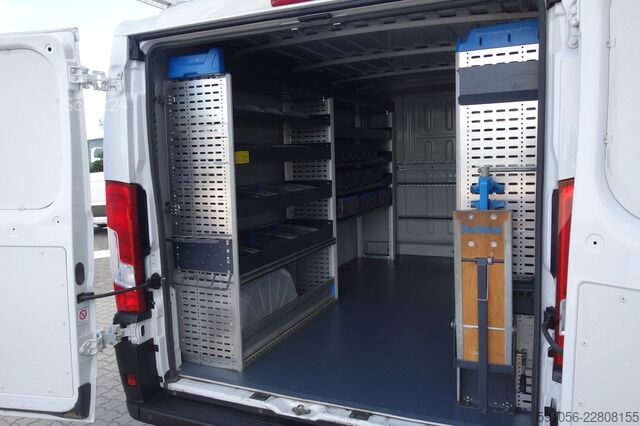 Fourgon tôlé opel Movano 2,2 CDT L2H1 SORTIMO-REGALE-WERKSTATT/PDC