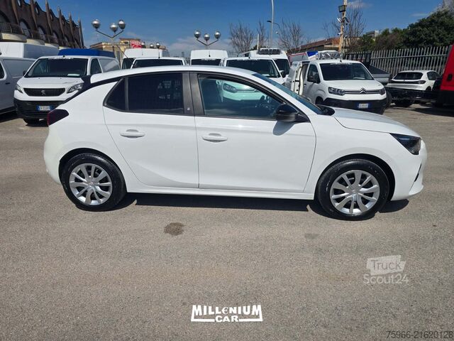 Minibus Opel OPEL CORSA E KM 2000