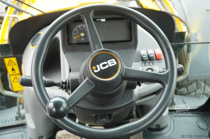 Bager-nakladač JCB 4CX PRO / 3800 MTH! / 2022 / joysticks /