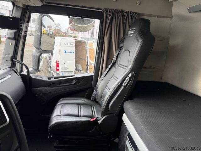 Standaard trekker IVECO STRALIS S-WAY AS440S48T/P Standklima Retarder
