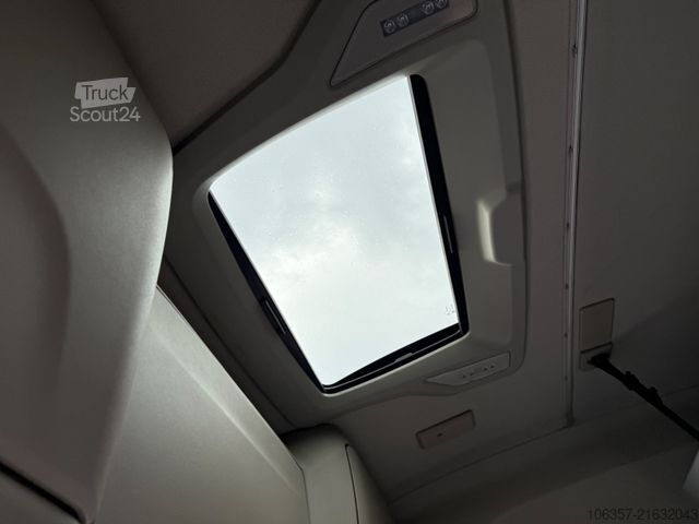 Standaard trekker IVECO STRALIS S-WAY AS440S48T/P Standklima Retarder