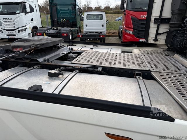 Standaard trekker IVECO STRALIS S-WAY AS440S48T/P Standklima Retarder