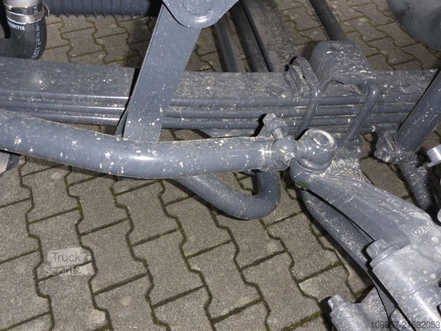 Truck chassis IVECO T-Way AD410T54 8X4 Radstand.4250mm 2-Stück