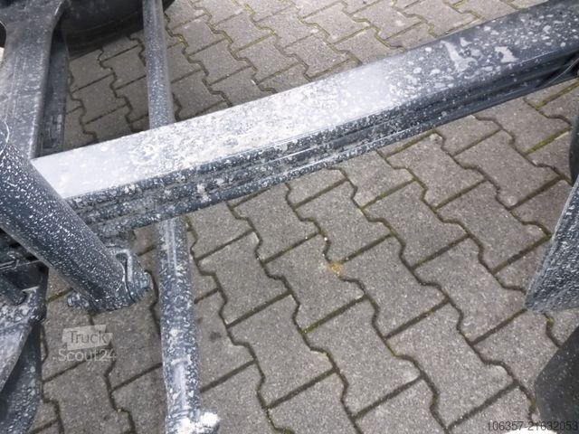 Truck chassis IVECO T-Way AD410T54 8X4 Radstand.4250mm 2-Stück