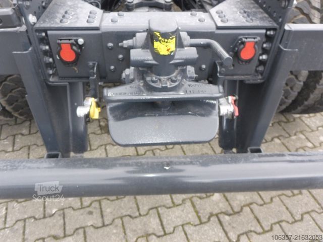 Truck chassis IVECO T-Way AD410T54 8X4 Radstand.4250mm 2-Stück