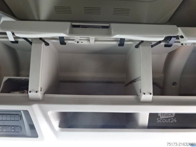 Standard tractor unit FORD F-Max Sattelzugmaschine