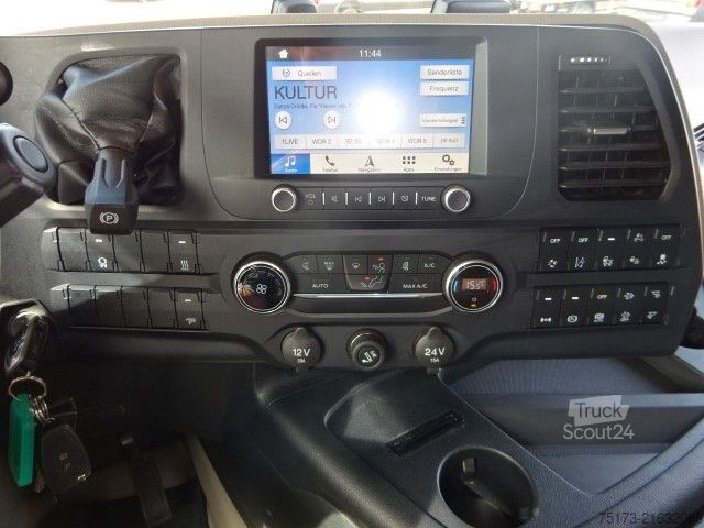 Standard tractor unit FORD F-Max Sattelzugmaschine