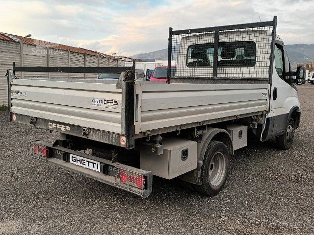Camion ribaltabile trilaterale IVECO 35C14H