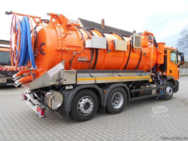 вакуумен цистерна камион MAN TGM 26.320 6x2-4 BL / Faros 13,5/1