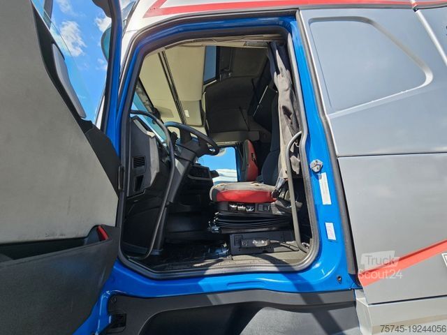 Standart çekici ünitesi VOLVO FH 500 * STANDKLIMA * TEMP * 2X TANK  * MOTORBR.