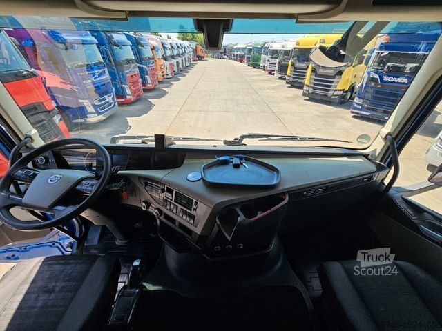Standart çekici ünitesi VOLVO FH 500 * STANDKLIMA * TEMP * 2X TANK  * MOTORBR.