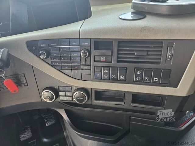 Standart çekici ünitesi VOLVO FH 500 * STANDKLIMA * TEMP * 2X TANK  * MOTORBR.