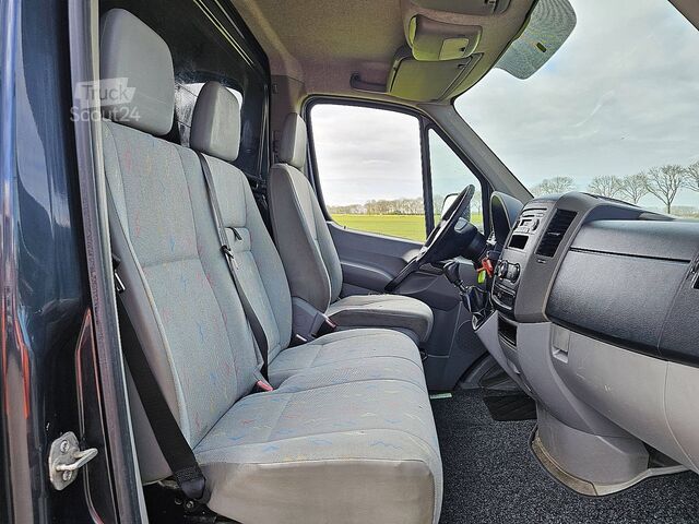 Bakwagen VOLKSWAGEN CRAFTER 50 2.0 TDI 160 LAADKLEP