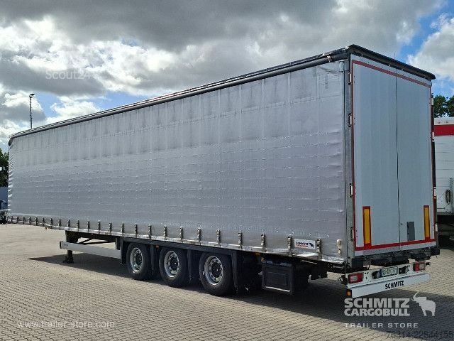 Відкритий напівпричіп з тентом Schmitz Cargobull Curtainsider Mega Getränke