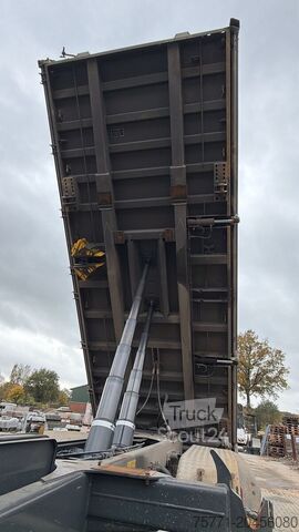 Camião basculante Mercedes-Benz AROCS 3248 8x4 EURO6 WYWROTKA TRÓJSTRONNA Z BOR...