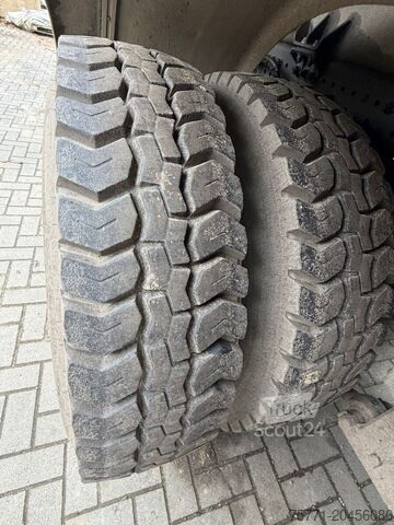 Camião basculante Mercedes-Benz AROCS 3248 8x4 EURO6 WYWROTKA TRÓJSTRONNA Z BOR...