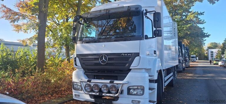 Suljettu laatikko Mercedes-Benz 2540 Koffer mit LBW