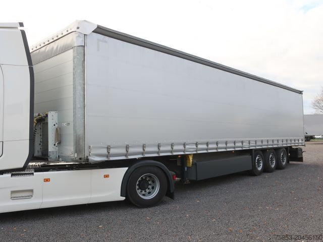 Otvorena poluprikolica sa ceradom Schmitz SCS 24 Liftachse P-Kasten Getränkezertifikat