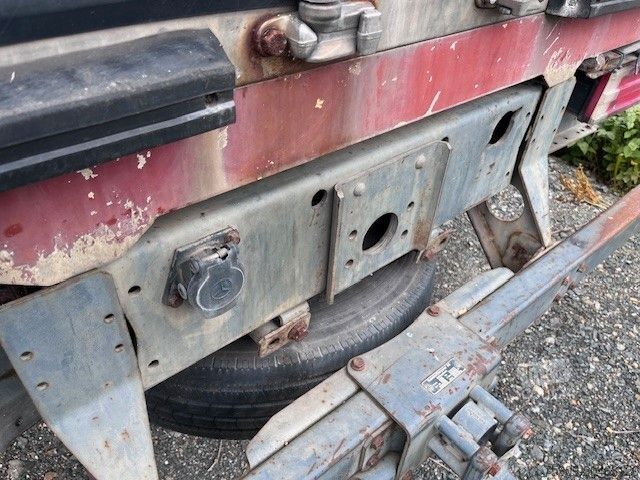 Furgone isotermico frigorifero MERCEDES-BENZ 815 Thermoking mit Rohrbahnen TÜV NEU