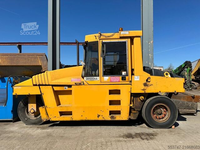 Compactor pe roți Caterpillar PS 300 B
