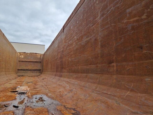 Semi-remorque basculante Schmitz Cargobull BENNE A FERRAILLE 52m3