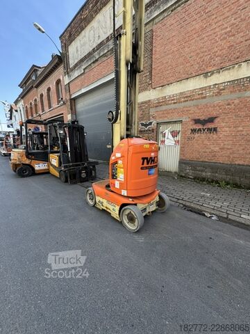 Piattaforma di lavoro mobile JLG Toucan 8E-L
