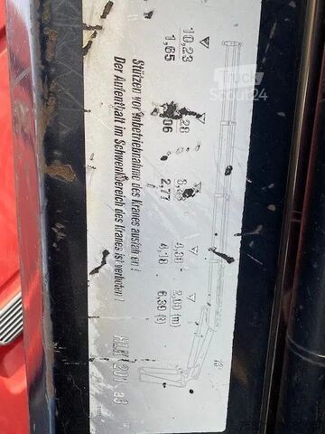 Camion-grue MAN TGA 28.430 6x4 + MKG HLK 201 Crane