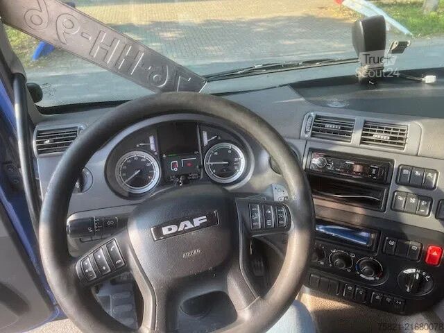 Châssis avec cabine DAF CF 400