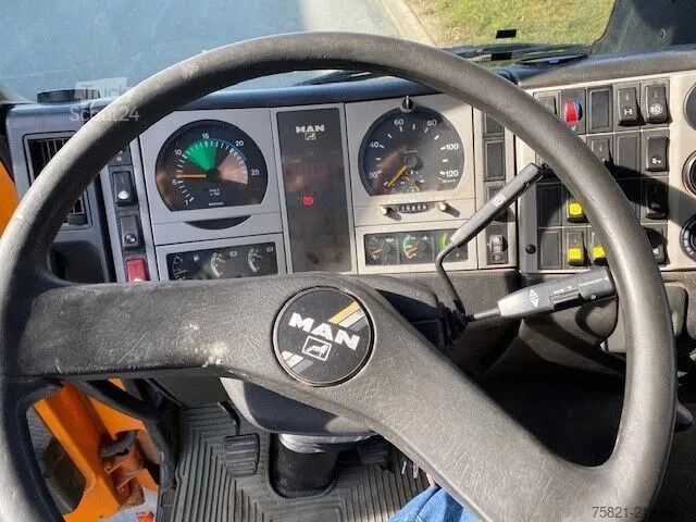 Vehículo de succión MAN 41.464 8x4